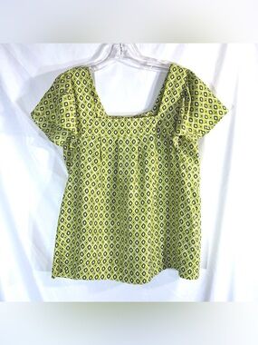 Banana Republic 100% Silk Geo Print Top With Square Neck And Short Cap Sleeves